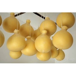 сыр качокавалло рецепт сыровара. caciocavallo syr. сыр качокавалло рецепт сыровара фото. сыр качокавалло рецепт сыровара-caciocavallo syr. картинка сыр качокавалло рецепт сыровара. картинка caciocavallo syr. В переводе с итальянского слово означает «верхом на коне». Мало, что может связывать название с сыром, но мы познакомимся с его историей. Тогда мы узнаем тайну его имени.